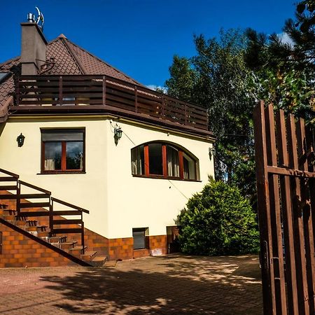 Villa 37B Bed And Breakfast Warschau Buitenkant foto