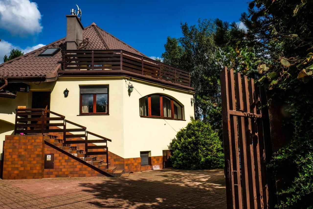 Villa 37B Bed And Breakfast Warschau Buitenkant foto